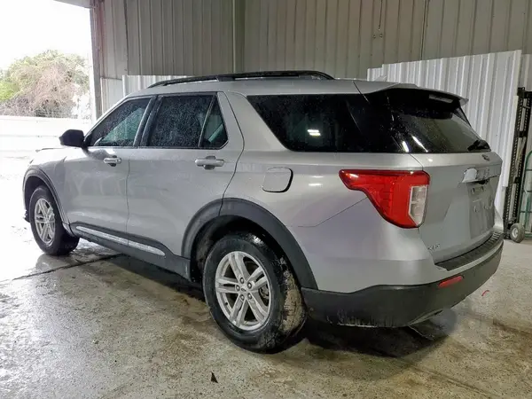 1FMSK7DH1LGC80241 2020 FORD EXPLORER - Image 2