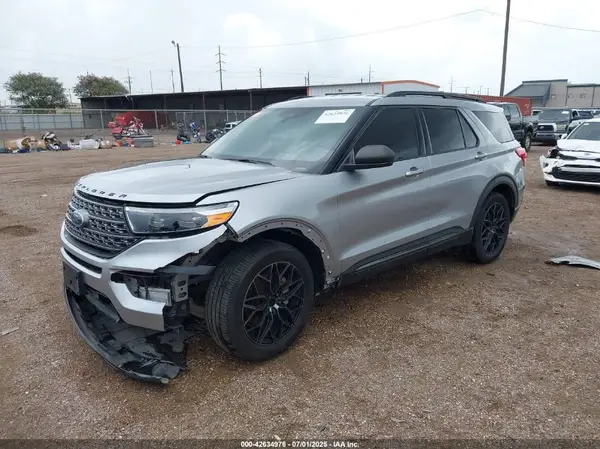 1FMSK7DH1MGB49893 2021 FORD EXPLORER - Image 2