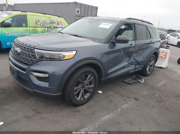 1FMSK7DH1MGB70890 2021 FORD EXPLORER - Image 2