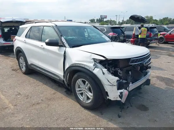 1FMSK7DH1NGA03897 2022 FORD EXPLORER - Image 1