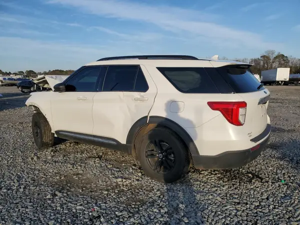 1FMSK7DH1NGA17797 2022 FORD EXPLORER - Image 2