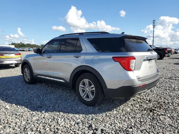 1FMSK7DH1NGA18643 2022 FORD EXPLORER - Image 2