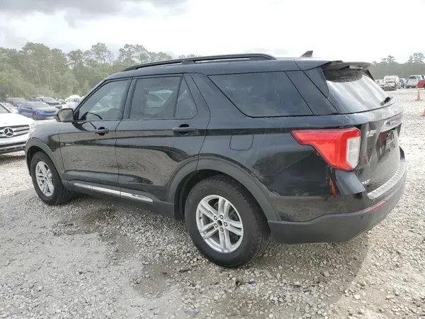 1FMSK7DH1NGA30002 2022 FORD EXPLORER - Image 2