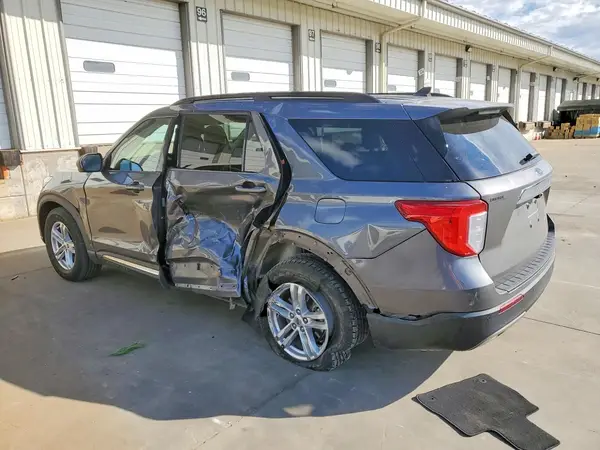 1FMSK7DH1NGA50766 2022 FORD EXPLORER - Image 2