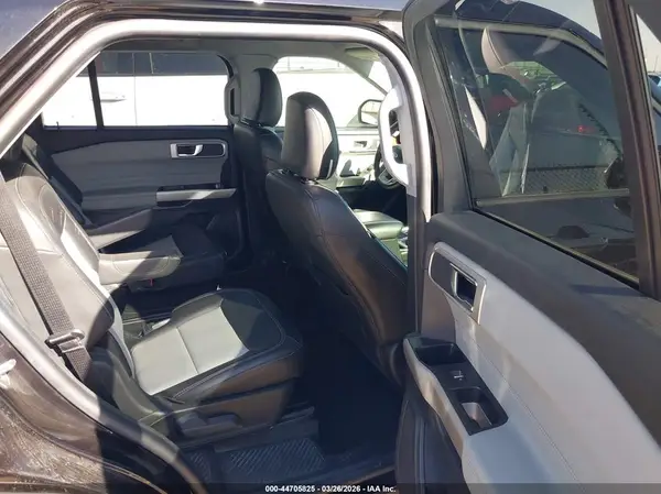1FMSK7DH1NGA82407 2022 FORD EXPLORER - Image 8
