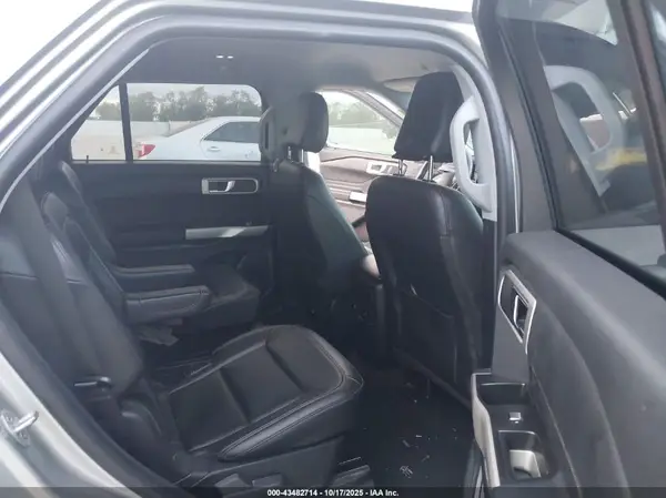 1FMSK7DH1NGB38863 2022 FORD EXPLORER - Image 8