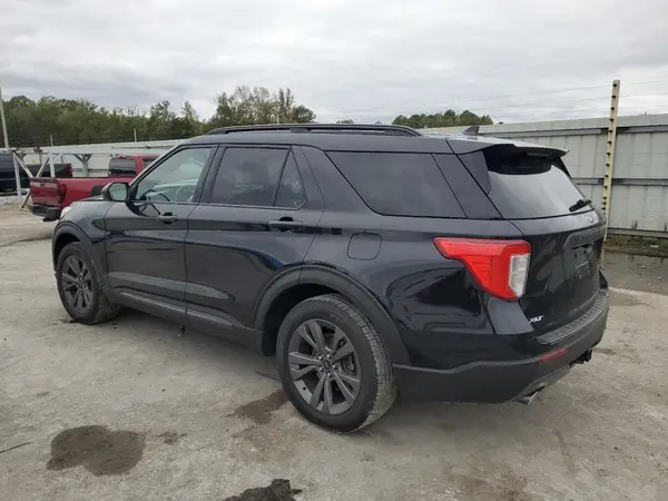 1FMSK7DH1NGB73161 2022 FORD EXPLORER - Image 2