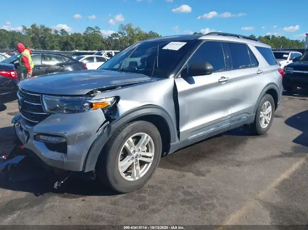 1FMSK7DH1PGA07984 2023 FORD EXPLORER - Image 2