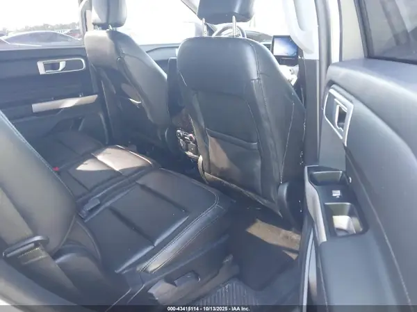 1FMSK7DH1PGA07984 2023 FORD EXPLORER - Image 8