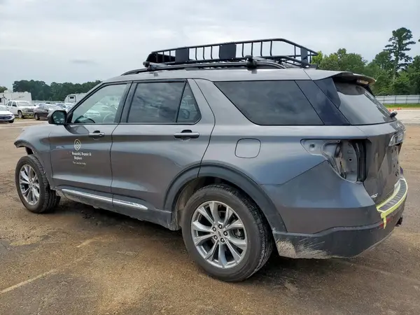 1FMSK7DH1PGA49443 2023 FORD EXPLORER - Image 2