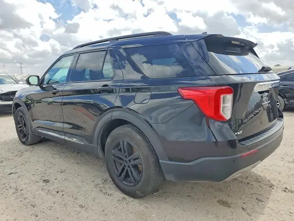 1FMSK7DH1PGA58093 2023 FORD EXPLORER - Image 2
