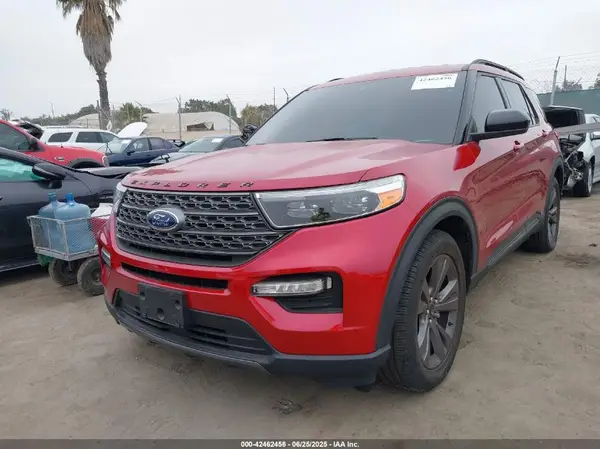 1FMSK7DH1PGB08068 2023 FORD EXPLORER - Image 2