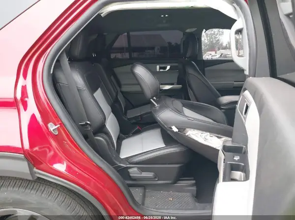 1FMSK7DH1PGB08068 2023 FORD EXPLORER - Image 8