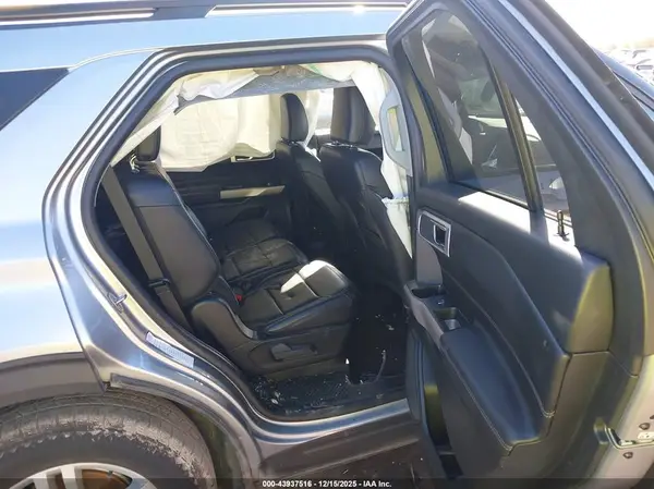 1FMSK7DH1PGB16946 2023 FORD EXPLORER - Image 8