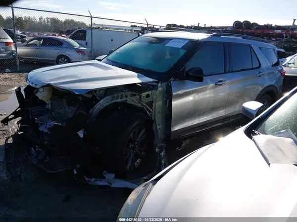 1FMSK7DH1PGB33987 2023 FORD EXPLORER - Image 2