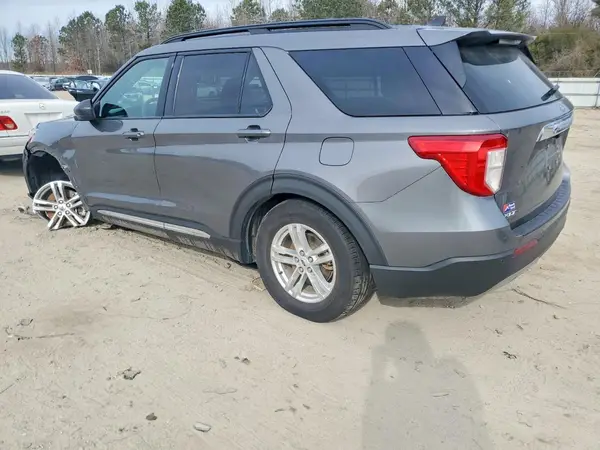 1FMSK7DH1PGB72322 2023 FORD EXPLORER - Image 2