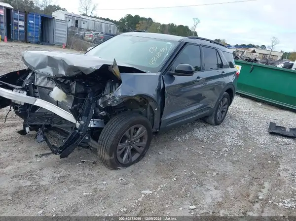 1FMSK7DH1PGB93851 2023 FORD EXPLORER - Image 2
