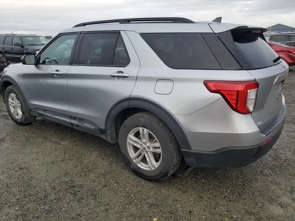 1FMSK7DH1PGC04900 2023 FORD EXPLORER - Image 2