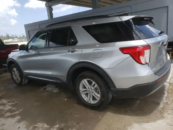 1FMSK7DH1PGC40439 2023 FORD EXPLORER - Image 2