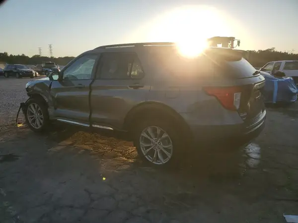 1FMSK7DH1RGA10886 2024 FORD EXPLORER - Image 2
