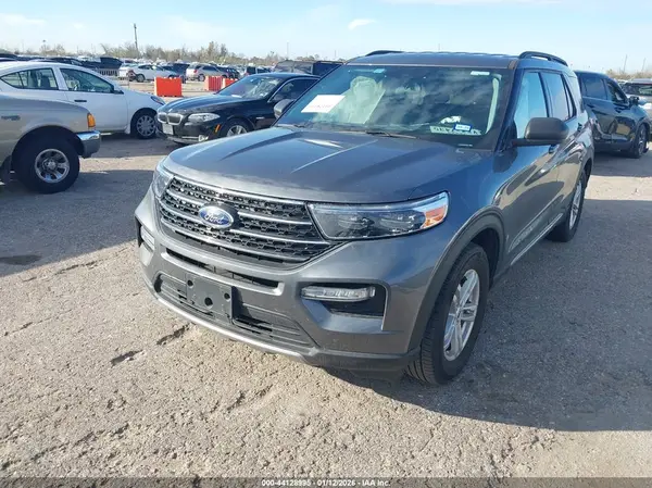 1FMSK7DH1RGA61949 2024 FORD EXPLORER - Image 2