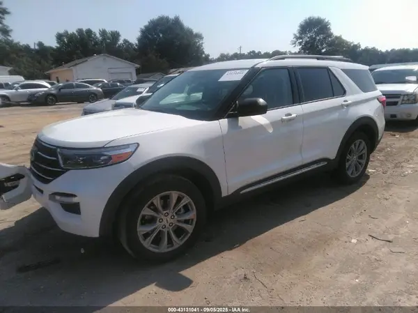 1FMSK7DH1RGA67413 2024 FORD EXPLORER - Image 2