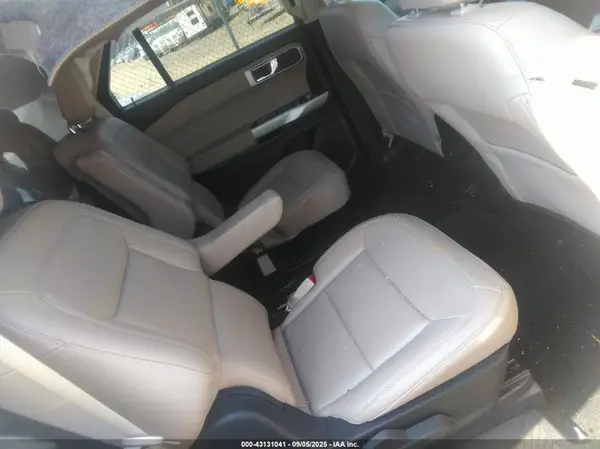 1FMSK7DH1RGA67413 2024 FORD EXPLORER - Image 8