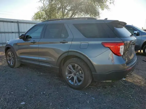 1FMSK7DH1RGA70831 2024 FORD EXPLORER - Image 2