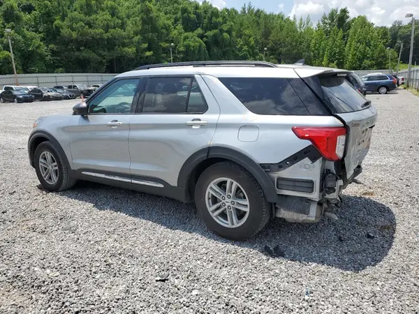 1FMSK7DH1RGA72563 2024 FORD EXPLORER - Image 2