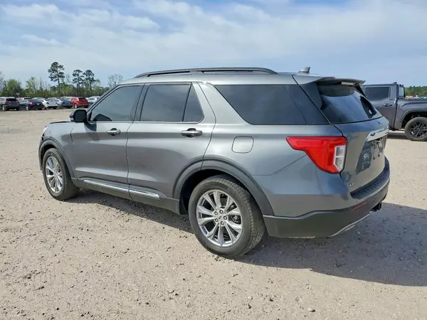 1FMSK7DH1RGA83627 2024 FORD EXPLORER - Image 2