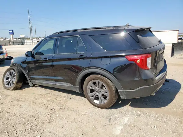 1FMSK7DH1RGA90755 2024 FORD EXPLORER - Image 2