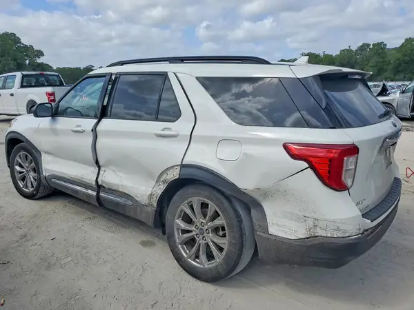 1FMSK7DH2LGA88813 2020 FORD EXPLORER - Image 2