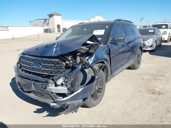1FMSK7DH2LGB28260 2020 FORD EXPLORER - Image 2