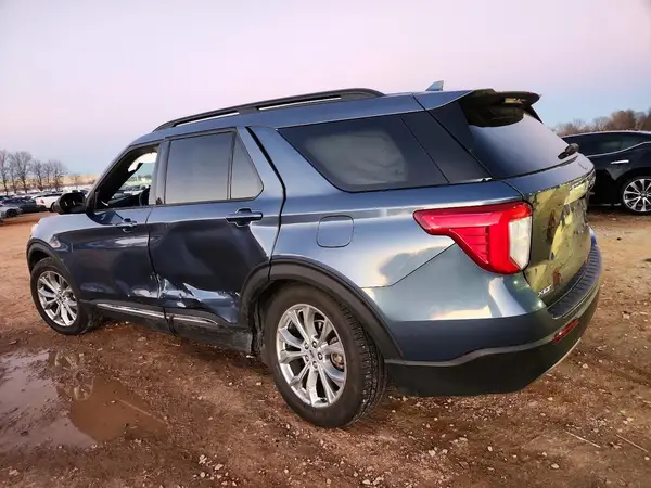 1FMSK7DH2LGB47472 2020 FORD EXPLORER - Image 2