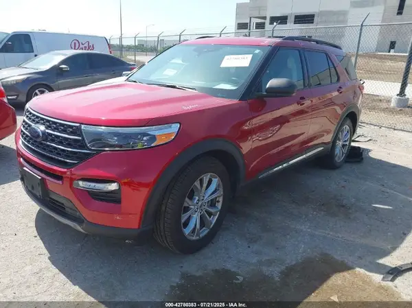 1FMSK7DH2MGA30315 2021 FORD EXPLORER - Image 2