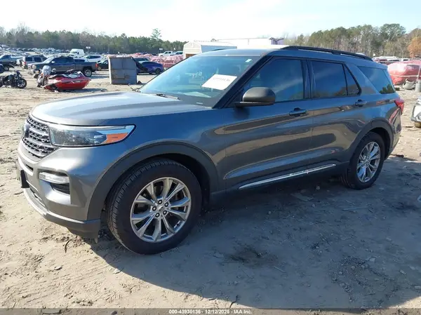 1FMSK7DH2MGA48667 2021 FORD EXPLORER - Image 2