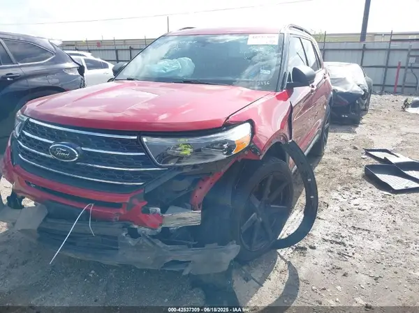 1FMSK7DH2MGA52136 2021 FORD EXPLORER - Image 2