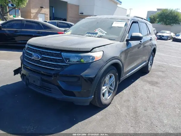 1FMSK7DH2MGA95617 2021 FORD EXPLORER - Image 2
