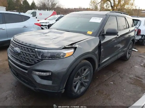 1FMSK7DH2MGB31855 2021 FORD EXPLORER - Image 2