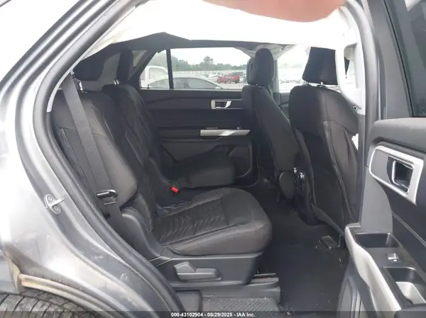 1FMSK7DH2MGB39549 2021 FORD EXPLORER - Image 8