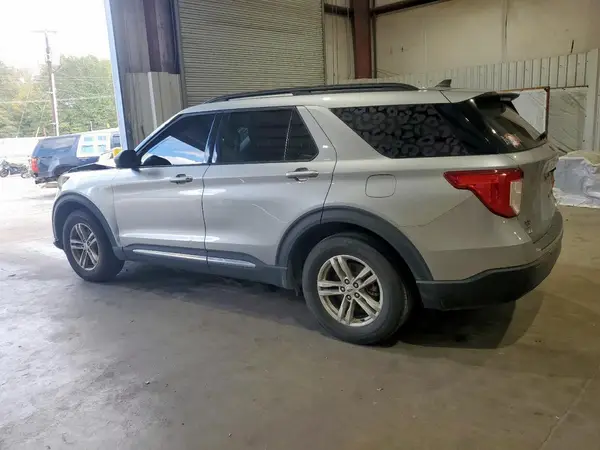 1FMSK7DH2MGB40037 2021 FORD EXPLORER - Image 2