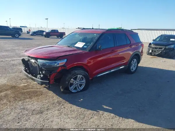 1FMSK7DH2MGB43617 2021 FORD EXPLORER - Image 2