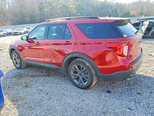 1FMSK7DH2MGB43620 2021 FORD EXPLORER - Image 2