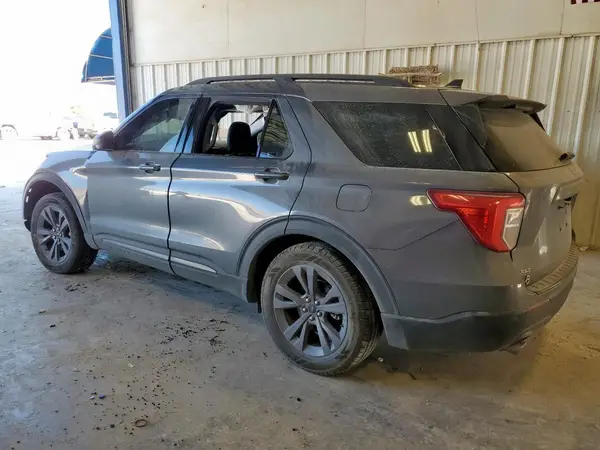 1FMSK7DH2MGB59722 2021 FORD EXPLORER - Image 2