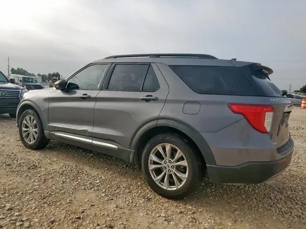 1FMSK7DH2MGC16257 2021 FORD EXPLORER - Image 2