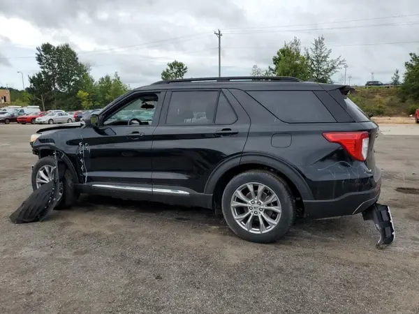 1FMSK7DH2MGC18378 2021 FORD EXPLORER - Image 2