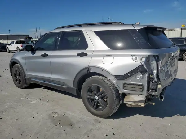 1FMSK7DH2MGC47539 2021 FORD EXPLORER - Image 2