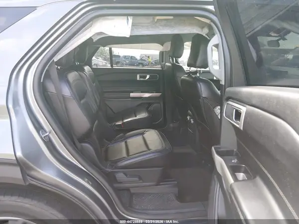 1FMSK7DH2NGA02726 2022 FORD EXPLORER - Image 8