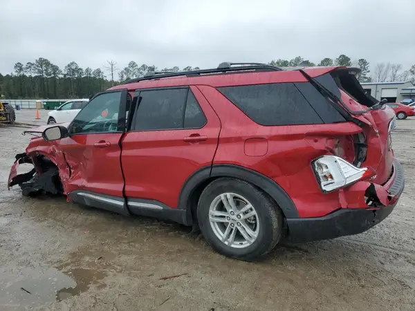 1FMSK7DH2NGA18926 2022 FORD EXPLORER - Image 2
