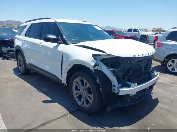 1FMSK7DH2NGA20157 2022 FORD EXPLORER - Image 1